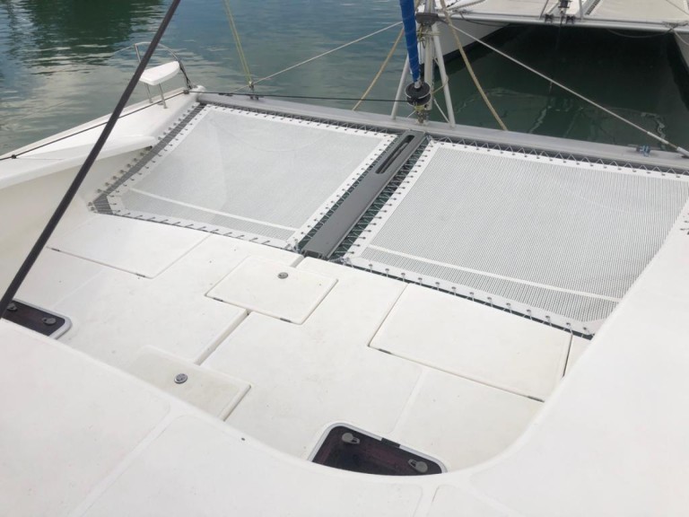 Catamaran rental in Mai Khao - Custom Made Matrix Vision 450