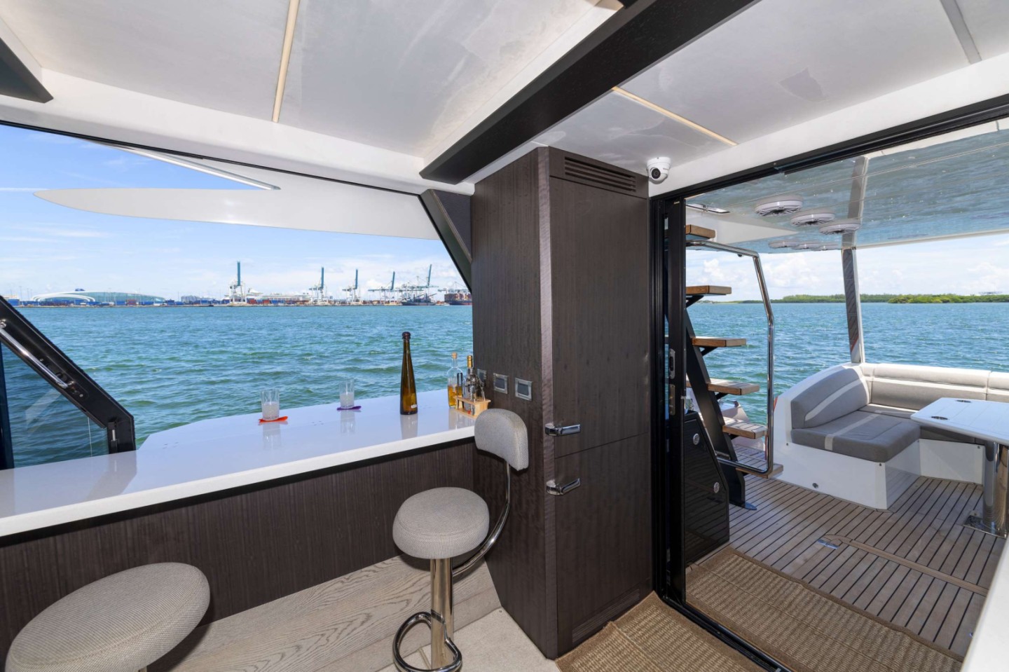 Rent a Luxury Yacht Galeon Crypto Life in Miami Beach (Crypto Life) |  SamBoat