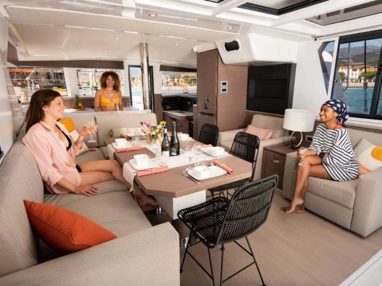 Catamaran rental in Eden Island - Bali Bali 4.2