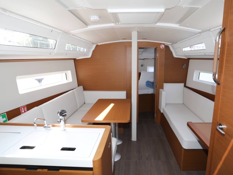 Yacht charter Pula cheap Sun Odyssey 380