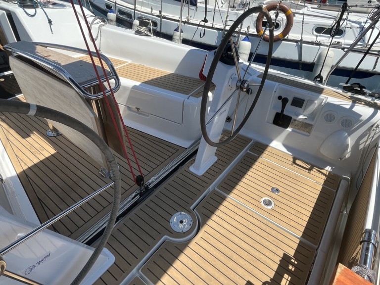 Yacht charter Punat cheap Dehler 38 SQ