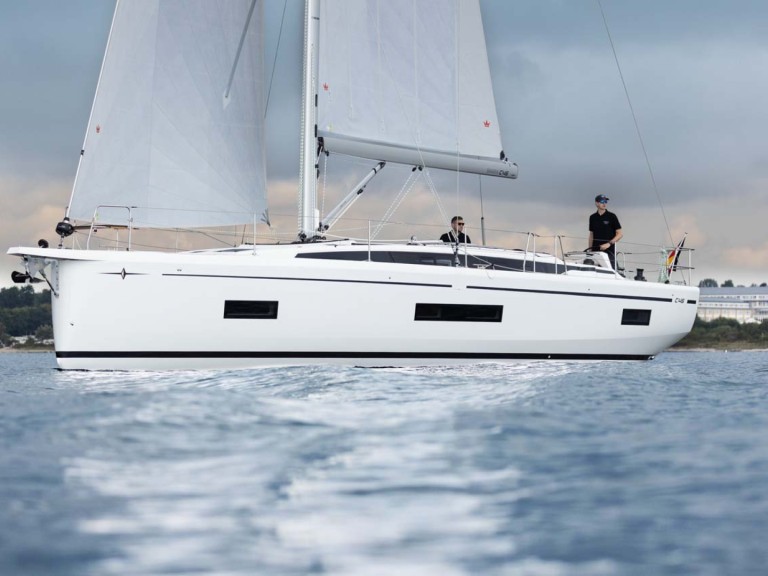 Sailboat rental in Palma de Mallorca - Bavaria Bavaria C46