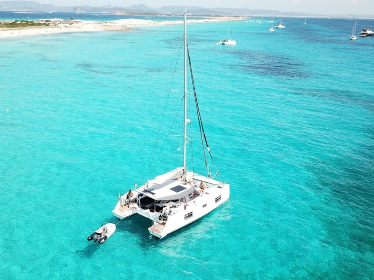 Catamaran rental in Punat - Nautitech Nautitech 40 Open 