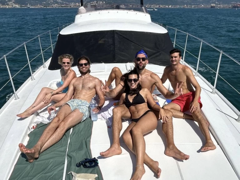 Yacht charter La Spezia cheap Ischia 80