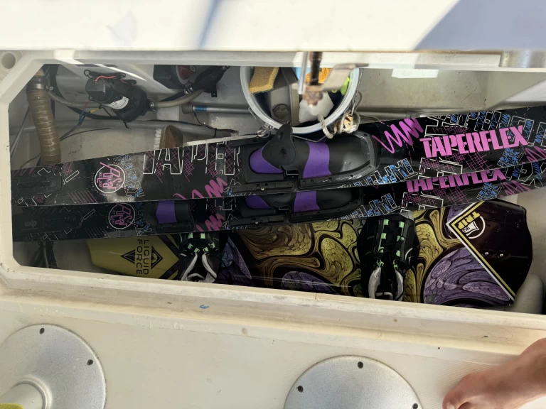 Yacht charter Évian-les-Bains cheap Rio 550 SOL