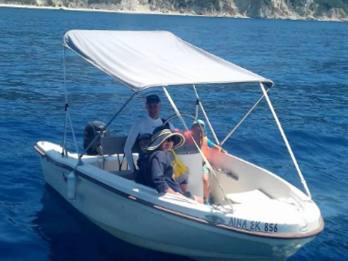 Motorboat rental in Palaiokastrítsa - Stagmar   470 