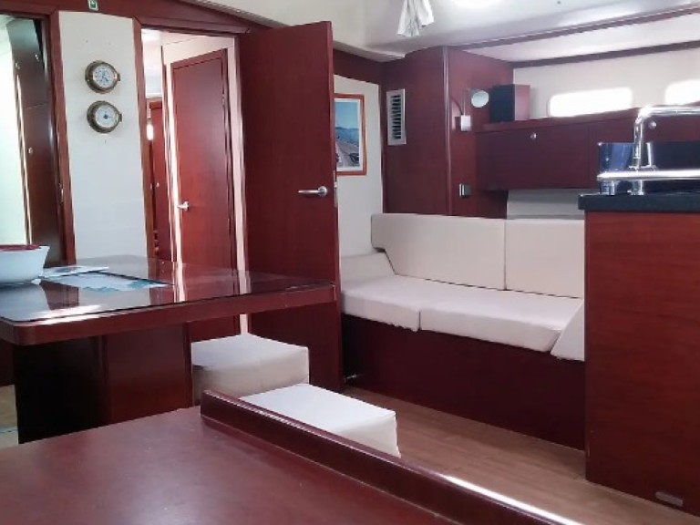 Sailboat rental with or without captain Hanse Salamina