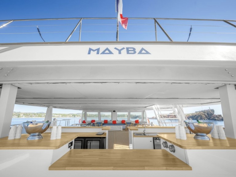 Bareboat Rental Catamaran Catamarans with a boat licence