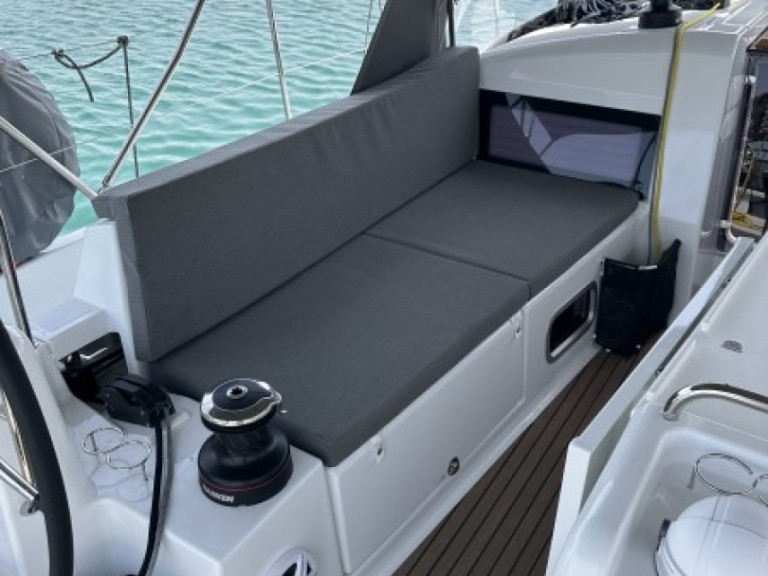 Sailboat for rent Sukošan at the best price