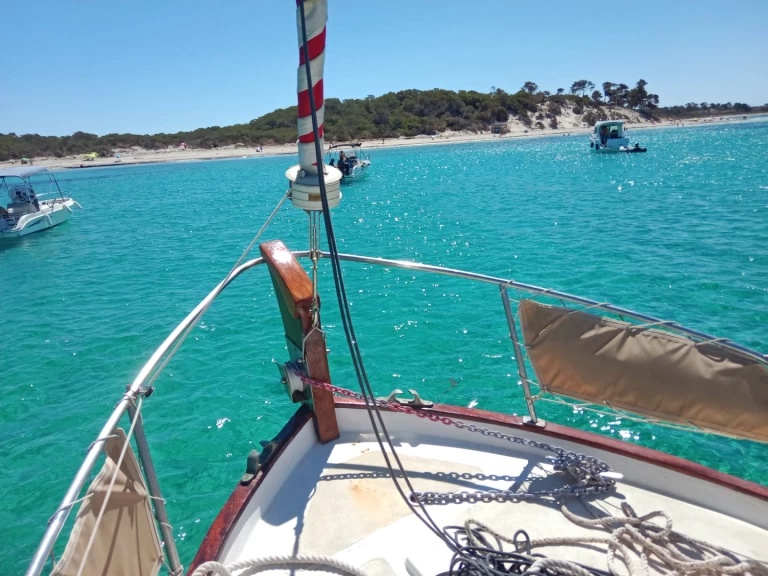 Sailboat for rent Palma de Mallorca at the best price