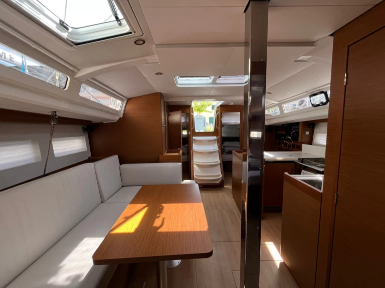 Sailboat for rent Marina (City) at the best price