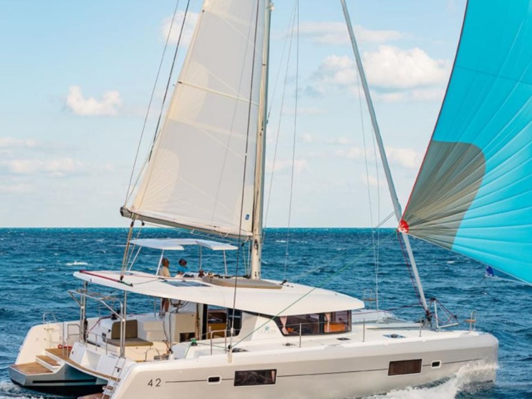 Catamaran rental in Lefkáda - Lagoon Lagoon 42