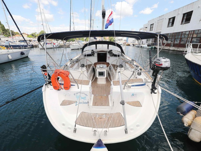 Rent a Bavaria Bavaria 50 Cruiser Zadar