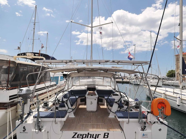 Sailboat for rent Zadar at the best price
