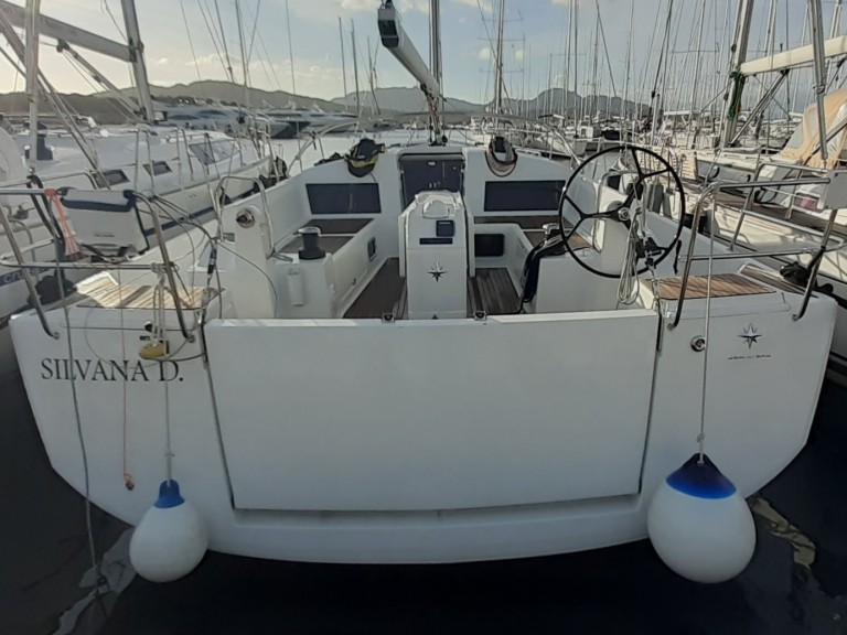 Bareboat Rental Sailboat Jeanneau with a boat licence