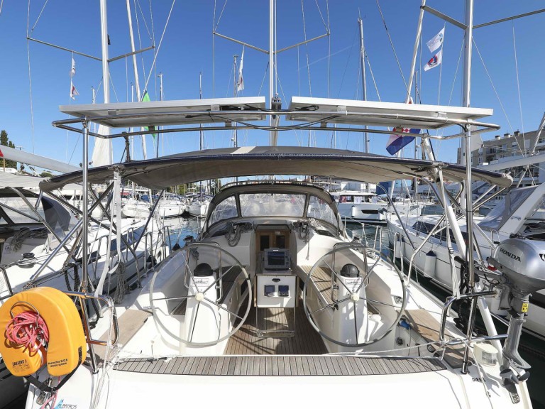 Bareboat Rental Sailboat Bavaria with a boat licence