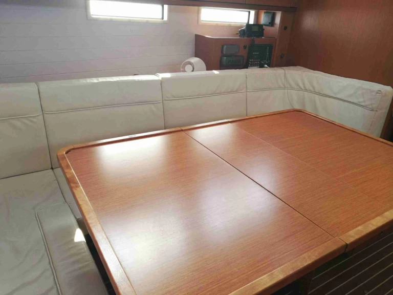 Sailboat rental in Agropoli - Bavaria Cruiser 46