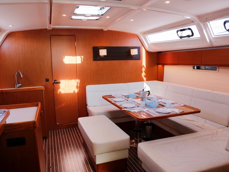 Bareboat Rental Sailboat Bavaria with a boat licence