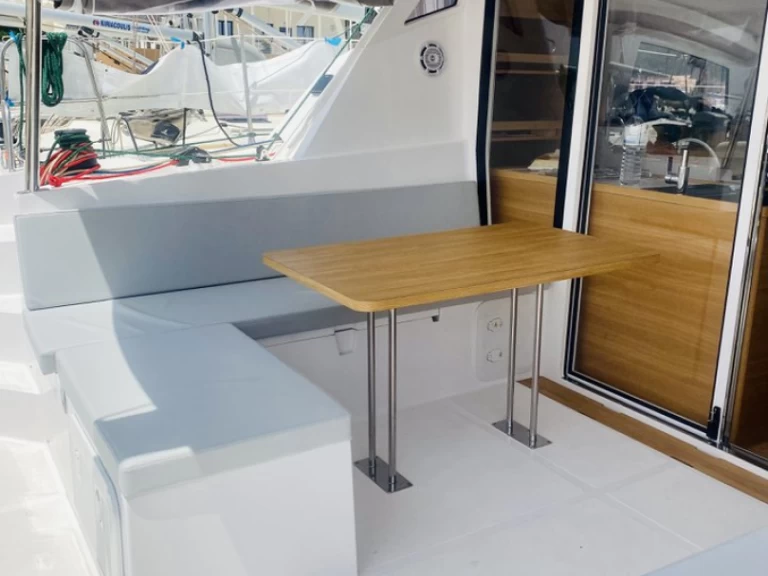 Yacht charter Portisco cheap C Cat 37