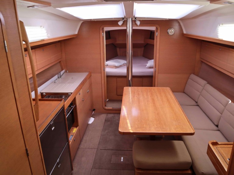 Sailboat rental in Alimos - Dufour Dufour 382 Grand Large