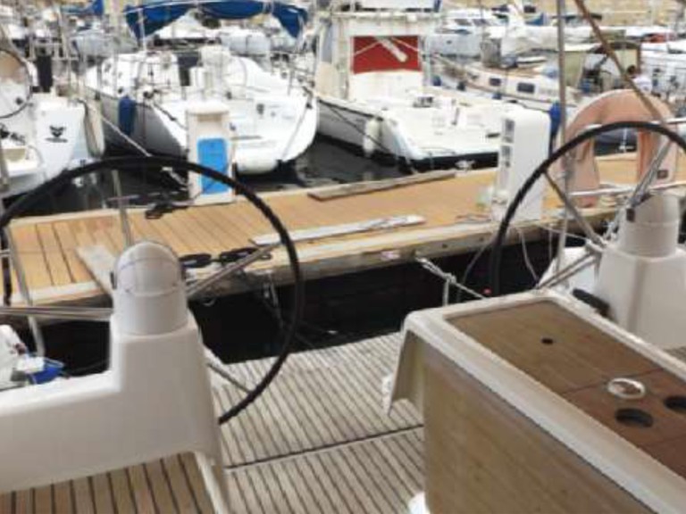 Sailboat for rent Kalkara at the best price