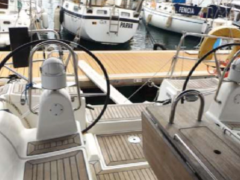 Sailboat rental in Kalkara - Dufour Dufour 455 Grand Large
