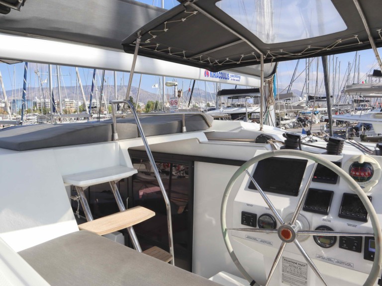 Catamaran rental with or without captain Fountaine Pajot Alimos
