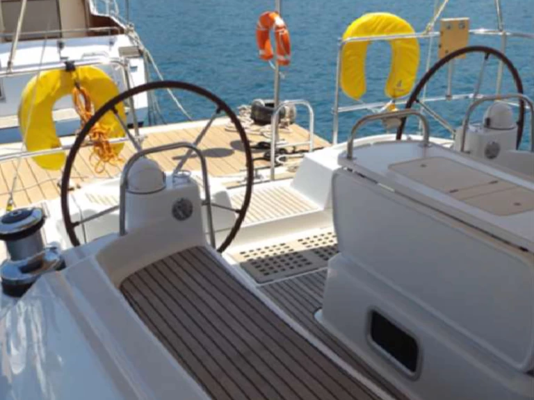 Bareboat Rental Sailboat Jeanneau with a boat licence