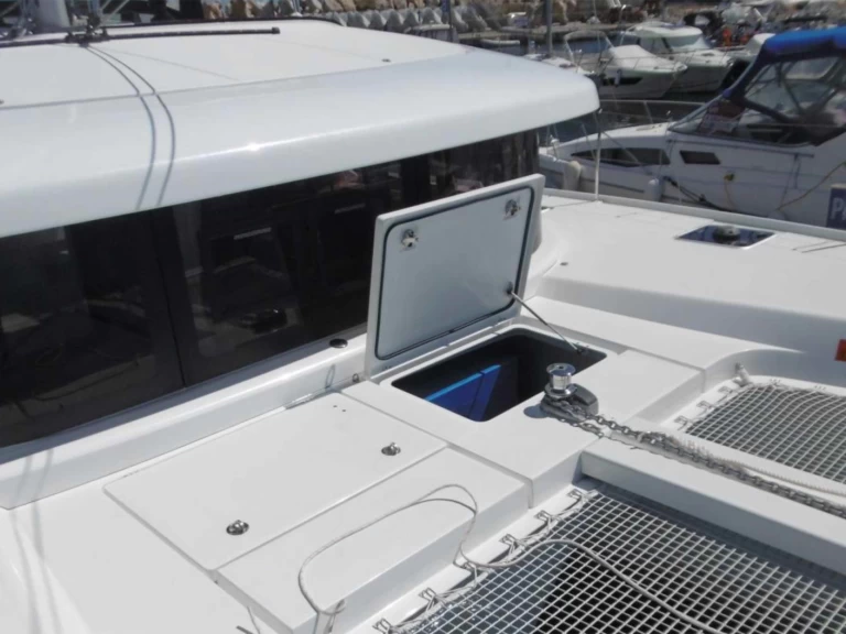 Lagoon Lagoon 42 charter bareboat or captained in  Bormes-les-Mimosas