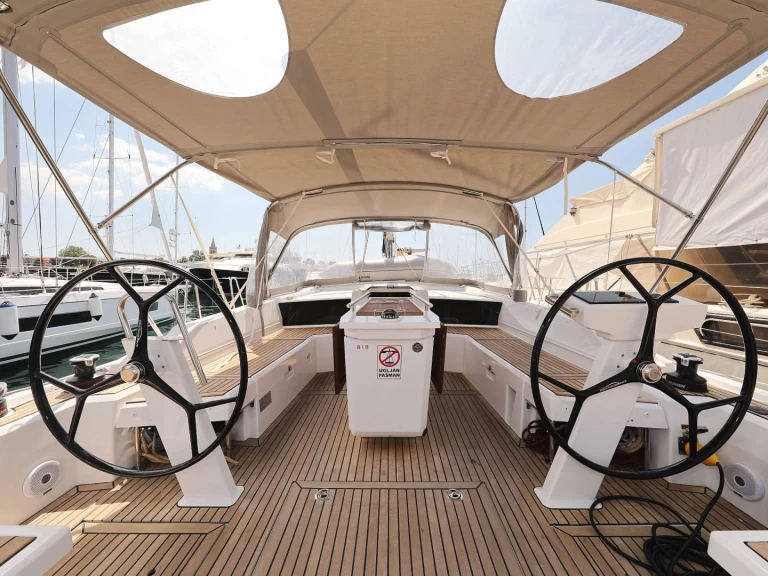 Yacht charter Zadar cheap Oceanis 46.1