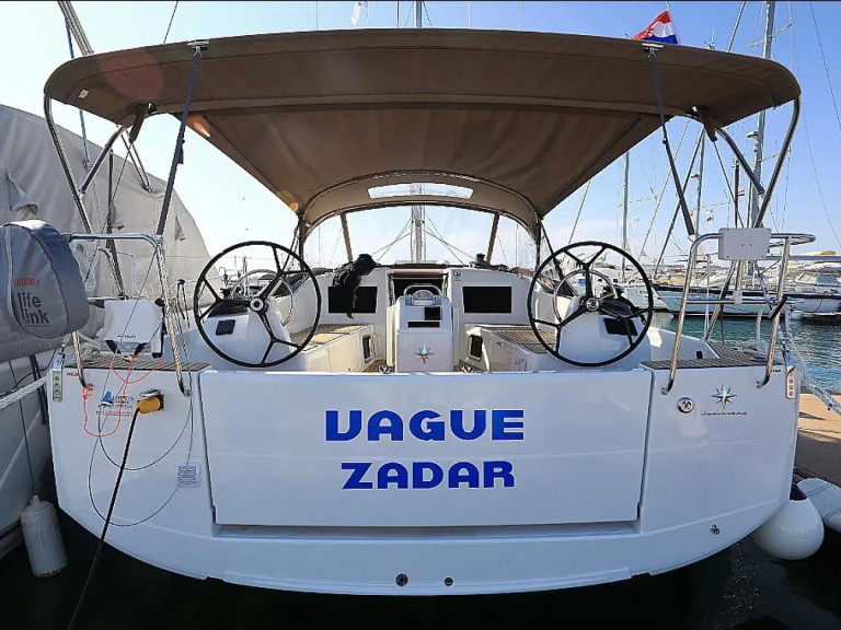 Sailboat rental in Zadar - Jeanneau Sun Odyssey 410