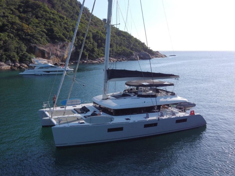 Lagoon Lagoon 620 charter bareboat or captained in  Verolme