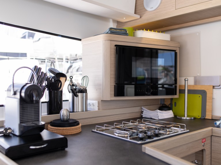 Rent a Lagoon Lagoon 42 Rogoznica