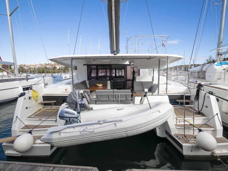 Yacht charter Pomer cheap Astrea 42