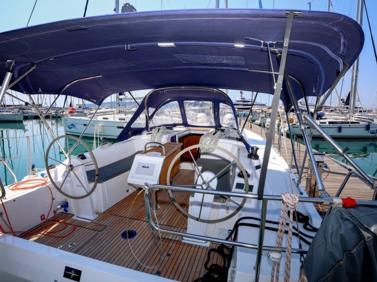 Sailboat for rent Kaštela at the best price