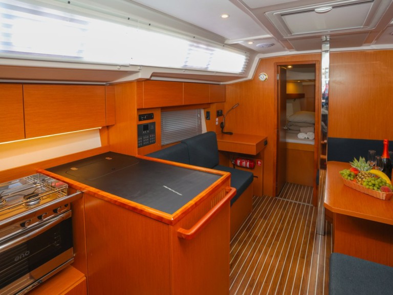 Sailboat rental with or without captain Bavaria Kaštela