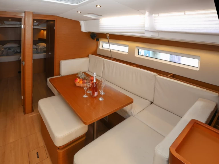 Bareboat Rental Sailboat Jeanneau with a boat licence