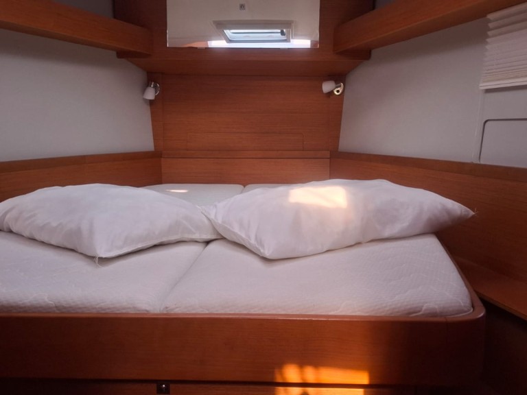 Rent a Dufour Dufour 430 Grand Large Furnari