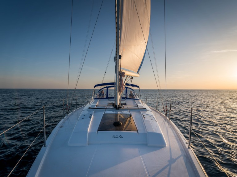 Bareboat Rental Sailboat Hanse with a boat licence