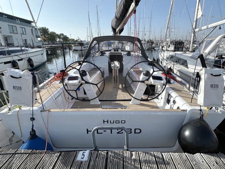 Sailboat rental in Pula - Dehler Dehler 46 SQ