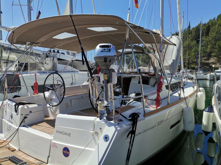 Sailboat rental with or without captain Jeanneau Skradin