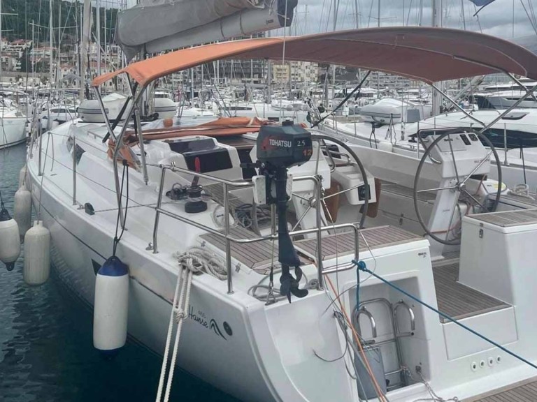 Bareboat Rental Sailboat Hanse with a boat licence