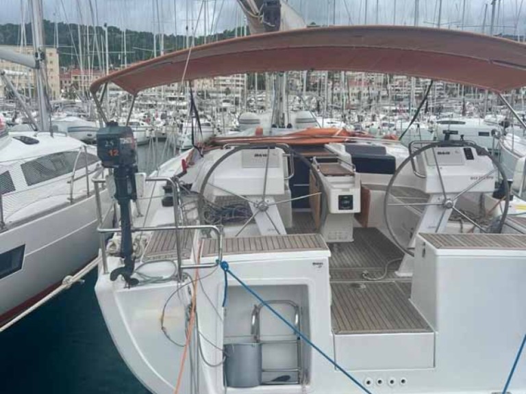 Hanse Hanse 455 charter bareboat or captained in  Pula