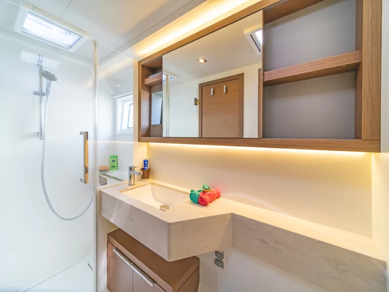 Catamaran rental with or without captain Lagoon Lefkáda