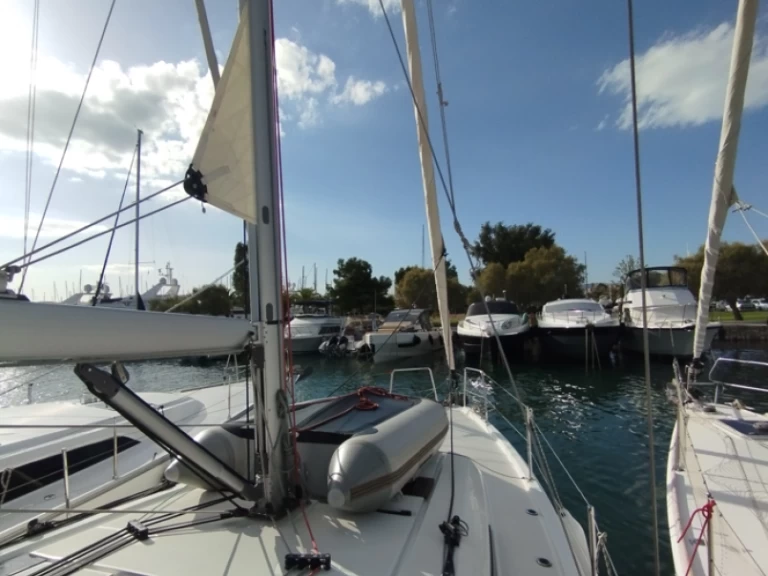 Bareboat Rental Sailboat Bénéteau with a boat licence