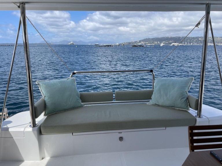 Catamaran rental in Cannes - Bali Bali 4.2