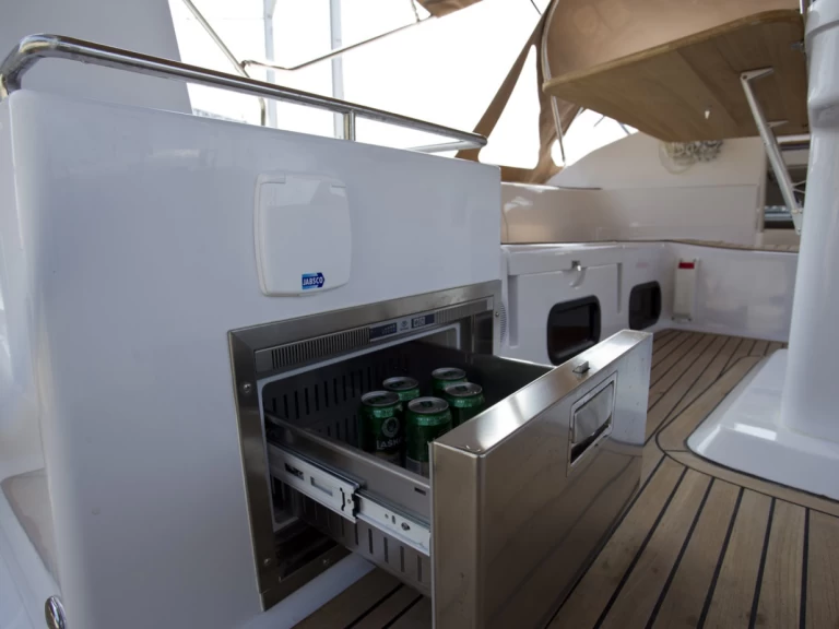 Elan Impression 50 in Punat on SamBoat