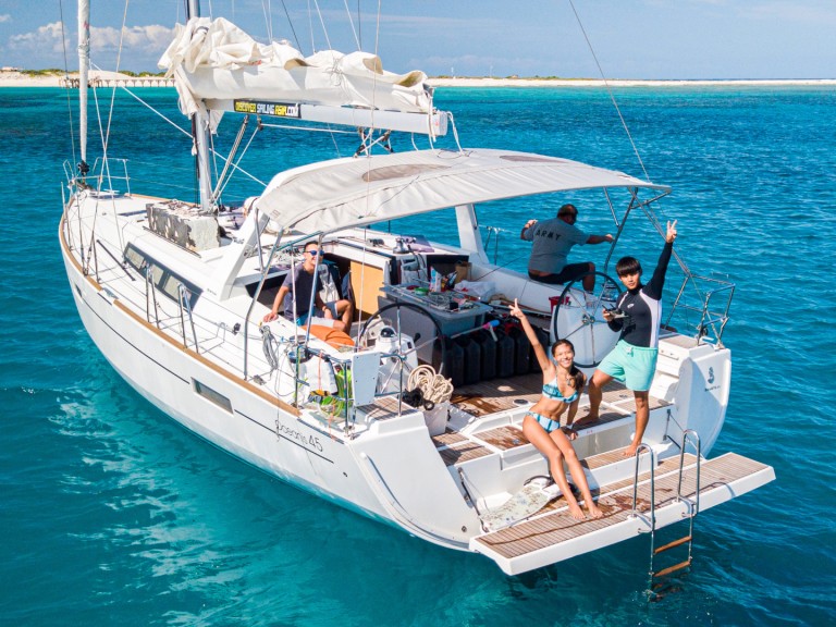 Rent a Bénéteau Oceanis 45 Ao Po