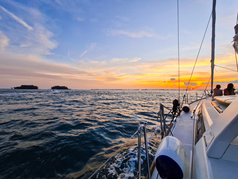 Yacht charter Ao Po cheap Oceanis 45