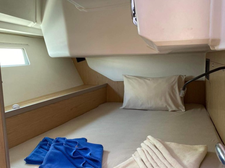 Yacht charter Ao Po cheap Oceanis 45